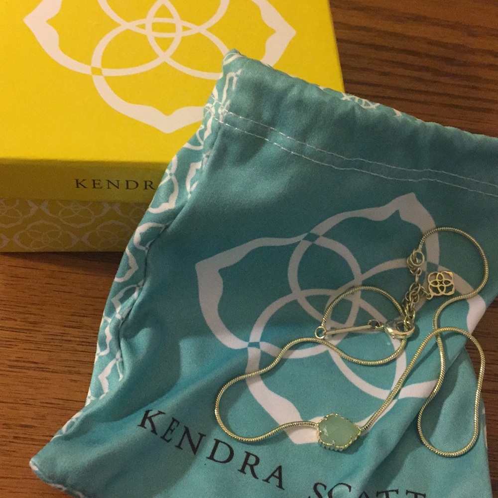 NWOT Kendra Scott Necklace